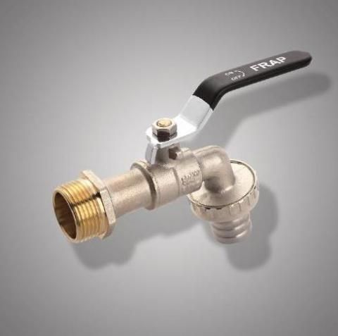 Кран шаровый  с носиком ручка F 231.05 (FR 231 3/4M) латунь (уп.24шт.) Frap