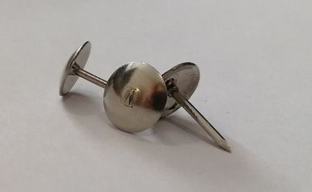Гвоздь БОЛЬШОЙ 17мм декоративный обивочный (упак.50 шт.) серебро Китай