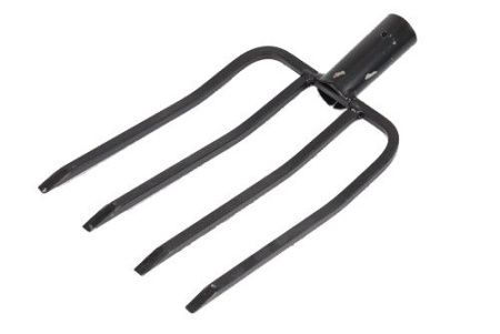 Вилы навозные 4-рогие (кованный пруток) с черенком*